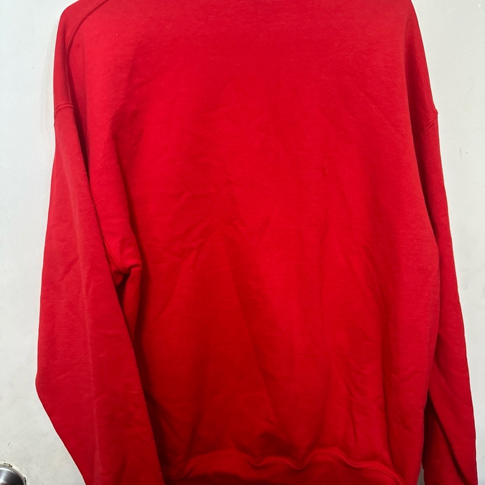 Red Mama sweatshirt size large gildan cottonon shirt soft - Picture 4 of 4